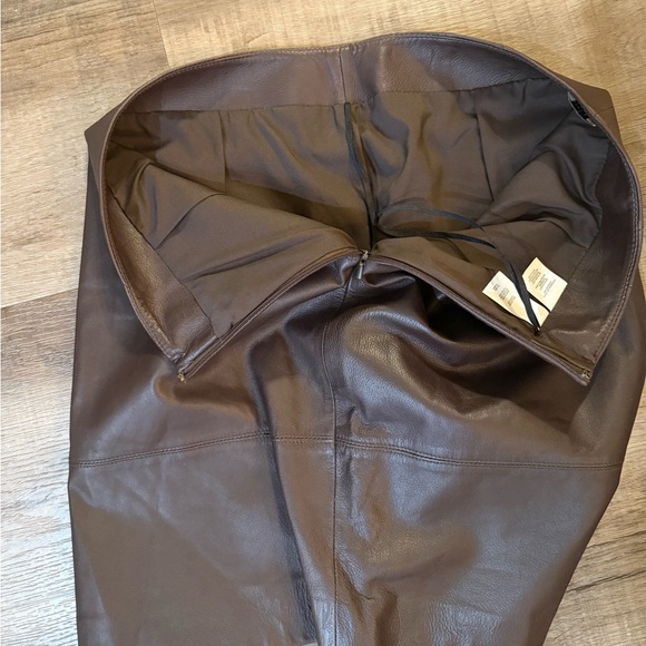 Anne Klein Brown Leather Skirt Size 8 - Picture 7 of 14
